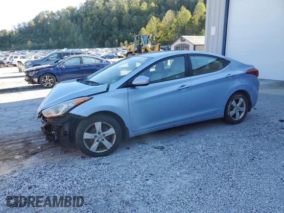 ✅ 2012 Hyundai Elantra GLS • VIN: KMHDH4AE4CU413351 • Лот: 85865425. Опубликован ранее на Copart с пробегом 189 053 миль. Бесплатный доступ к архиву аукционных продаж из США и подробный отчёт об истории автомобиля на DreamBid. Изображение 1.