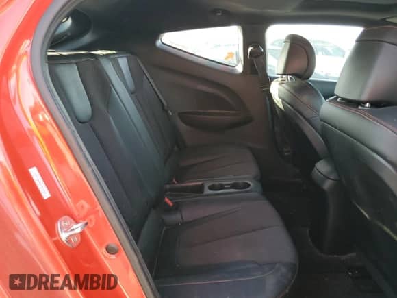 2019 Hyundai Veloster Turbo z VIN KMHTH6AB6KU013559, wystawiony jako Copart lot #85124164 z przebiegiem 62 323 mil mil oraz Szkoda całkowita • Salvage title. Historia ofert i sprzedaży dostępna na DreamBid. Obrazek 10.