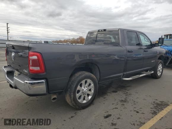 ✅ 2022 Ram 3500 Tradesman • VIN: 3C63R3GL1NG151637 • Lot: 91931295. Listed on Copart with 49,724 mi. Free auction sales archive from the USA and detailed vehicle history report at DreamBid. Image 3.