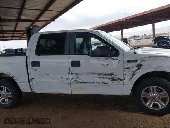 ✅ 2008 Ford F-150 XLT • VIN: 1FTPW12548FA13676 • Lot: 41802616. Wystawiony na IAAI z przebiegiem 122 493 mil. Bezpłatny archiwum sprzedaży aukcyjnych z USA i szczegółowy raport historii pojazdu na DreamBid. Zdjęcie 13.