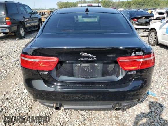 ✅ 2017 Jaguar XE 35t Prestige • VIN: SAJAK4BV4HCP15471 • Лот: 69994984. Опубликован ранее на Copart с пробегом 56 356 миль. Бесплатный доступ к архиву аукционных продаж из США и подробный отчёт об истории автомобиля на DreamBid. Изображение 6.