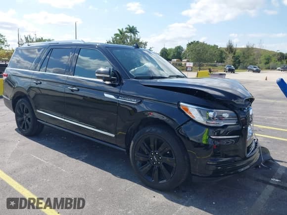 ✅ 2024 Lincoln Navigator Reserve • VIN: 5LMJJ3LG3REL10423 • Lot: 42191564. Wystawiony na IAAI z przebiegiem 14 348 mil. Bezpłatny archiwum sprzedaży aukcyjnych z USA i szczegółowy raport historii pojazdu na DreamBid. Zdjęcie 1.