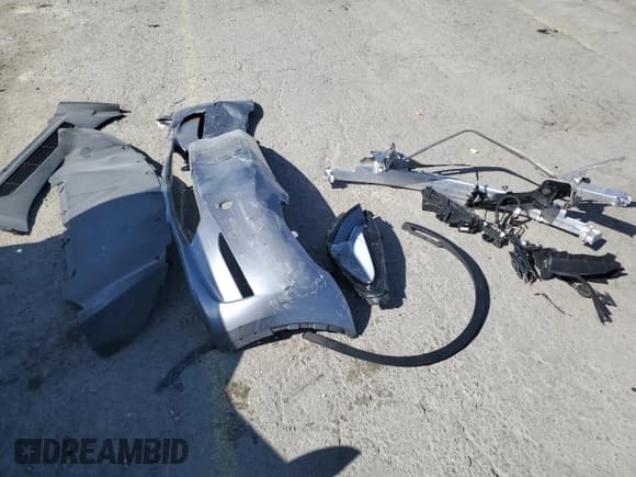 ✅ 2024 Tesla Model Y Long Range • VIN: 7SAYGAEE6RF168333 • Lot: 54452705. Wystawiony na Copart z przebiegiem 14 066 mil. Bezpłatny archiwum sprzedaży aukcyjnych z USA i szczegółowy raport historii pojazdu na DreamBid. Zdjęcie 13.