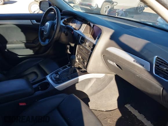 ✅ 2012 Audi A4 Premium Plus • VIN: WAUFFAFL5CN008339 • Lot: 43836583. Listed on IAAI with 136,801 mi. Free auction sales archive from the USA and detailed vehicle history report at DreamBid. Image 5.