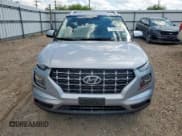 ✅ 2024 Hyundai Venue SEL • VIN: KMHRC8A31RU329720 • Лот: 71304835. Опубликован ранее на Copart с пробегом 4 476 миль. Бесплатный доступ к архиву аукционных продаж из США и подробный отчёт об истории автомобиля на DreamBid. Изображение 5.