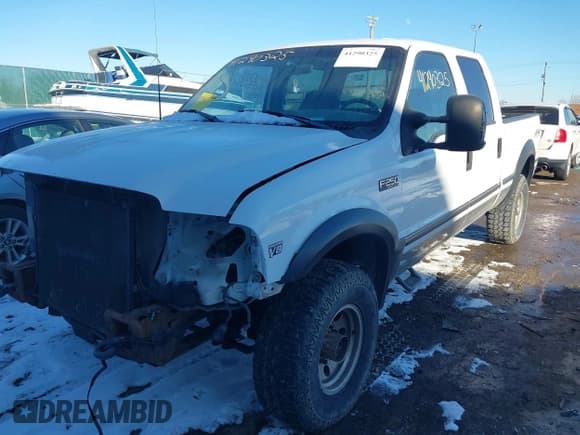 ✅ 1999 Ford F-250 XL • VIN: 1FTNW21F9XEC14744 • Lot: 41290325. Listed on IAAI with 200,113 mi. Free auction sales archive from the USA and detailed vehicle history report at DreamBid. Image 2.