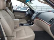 ✅ 2010 Hyundai Veracruz Limited • VIN: KM8NUDCC9AU133451 • Лот: 43811952. Опубликован ранее на IAAI с пробегом 193 076 миль. Бесплатный доступ к архиву аукционных продаж из США и подробный отчёт об истории автомобиля на DreamBid. Изображение 5.