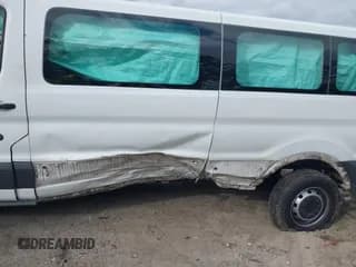 ✅ 2017 Ford Transit Passenger XL • VIN: 1FBZX2YG6HKB54099 • Lot: 43319594. Wystawiony na IAAI z przebiegiem 158 846 mil. Bezpłatny archiwum sprzedaży aukcyjnych z USA i szczegółowy raport historii pojazdu na DreamBid. Zdjęcie 6.