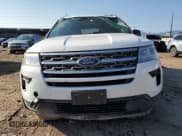 ✅ 2018 Ford Explorer • VIN: 1FM5K8B84JGB00396 • Lot: 71170105. Wystawiony na Copart z przebiegiem Nie podano. Bezpłatny archiwum sprzedaży aukcyjnych z USA i szczegółowy raport historii pojazdu na DreamBid. Zdjęcie 5.