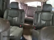 ✅ 2003 Chevrolet Suburban LT • VIN: 1GNFK16Z63J120326 • Lot: 48627895. Listed on Copart with 381,733 mi. Free auction sales archive from the USA and detailed vehicle history report at DreamBid. Image 10.