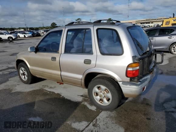 ✅ 1997 Kia Sportage • VIN: KNDJA7235V5538866 • Lot: 79728424. Wystawiony na Copart z przebiegiem 117 230 mil. Bezpłatny archiwum sprzedaży aukcyjnych z USA i szczegółowy raport historii pojazdu na DreamBid. Zdjęcie 2.