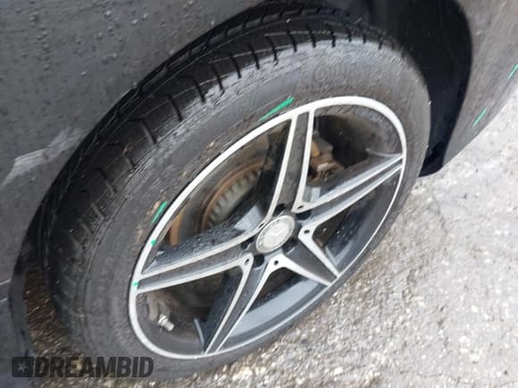 ✅ 2017 Mercedes-Benz C 300 • VIN: WDDWJ4KB8HF353968 • Lot: 42336137. Listed on IAAI with 48,454 mi. Free auction sales archive from the USA and detailed vehicle history report at DreamBid. Image 12.