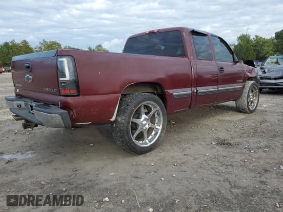 ✅ 2002 Chevrolet Silverado 1500 LT • VIN: 2GCEC19TX21255200 • Лот: 73795294. Опубликован ранее на Copart с пробегом 205 307 миль. Бесплатный доступ к архиву аукционных продаж из США и подробный отчёт об истории автомобиля на DreamBid. Изображение 3.