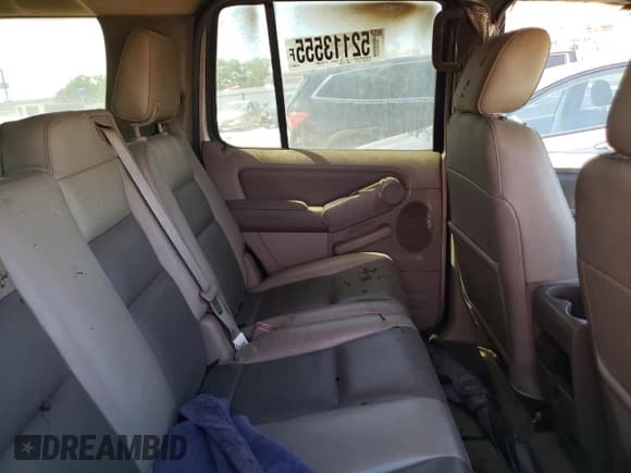 ✅ 2007 Ford Explorer XLT • VIN: 1FMEU63E17UA83635 • Lot: 52113555. Listed on Copart with Not provided. Free auction sales archive from the USA and detailed vehicle history report at DreamBid. Image 11.