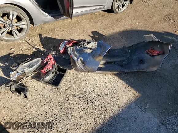 ✅ 2012 Hyundai Veloster w/Red Int • VIN: KMHTC6AD6CU025700 • Lot: 78817664. Wystawiony na Copart z przebiegiem 187 480 mil. Bezpłatny archiwum sprzedaży aukcyjnych z USA i szczegółowy raport historii pojazdu na DreamBid. Zdjęcie 12.