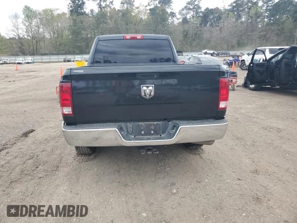 ✅ 2018 Ram 1500 Tradesman • VIN: 1C6RR6FGXJS299563 • Лот: 49690135. Опубликован ранее на Copart с пробегом Не указан. Бесплатный доступ к архиву аукционных продаж из США и подробный отчёт об истории автомобиля на DreamBid. Изображение 6.