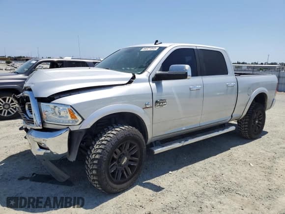 ✅ 2018 Ram 2500 Limited • VIN: 3C6UR5GL2JG232768 • Lot: 59321845. Listed on Copart with 131,988 mi. Free auction sales archive from the USA and detailed vehicle history report at DreamBid. Image 1.