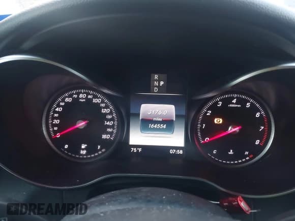 ✅ 2018 Mercedes-Benz GLC 300 • VIN: WDC0G4JB3JV080945 • Lot: 43448812. Listed on IAAI with 164,554 mi. Free auction sales archive from the USA and detailed vehicle history report at DreamBid. Image 7.