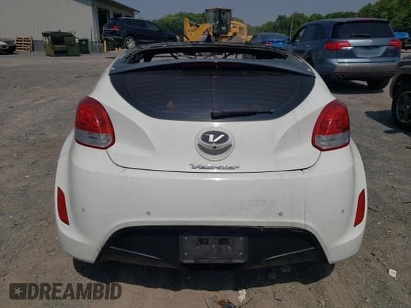 ✅ 2016 Hyundai Veloster • VIN: KMHTC6AD0GU266996 • Lot: 67671754. Wystawiony na Copart z przebiegiem Nie podano. Bezpłatny archiwum sprzedaży aukcyjnych z USA i szczegółowy raport historii pojazdu na DreamBid. Zdjęcie 6.