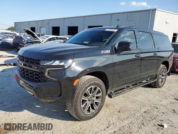 ✅ 2023 Chevrolet Suburban Z71 • VIN: 1GNSKDKD6PR561374 • Lot: 74335624. Wystawiony na Copart z przebiegiem 17 419 mil. Bezpłatny archiwum sprzedaży aukcyjnych z USA i szczegółowy raport historii pojazdu na DreamBid. Zdjęcie 1.