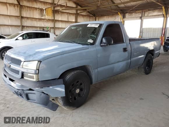 2004 Chevrolet Silverado 1500 LS z VIN 1GCEC14T94E230930, wystawiony jako Copart lot #52877205 z przebiegiem Nie podano mil oraz Czysty tytuł • Clean title. Historia ofert i sprzedaży dostępna na DreamBid. Obrazek 1.