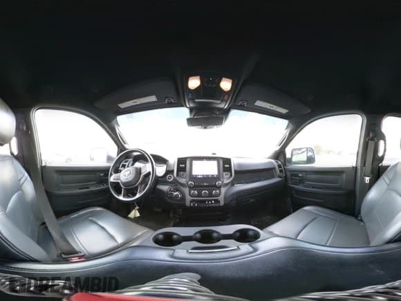 ✅ 2022 Ram 2500 Tradesman • VIN: 3C6UR5CJ3NG298322 • Lot: 43000975. Listed on IAAI with 97,692 mi. Free auction sales archive from the USA and detailed vehicle history report at DreamBid. Image 18.