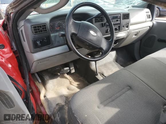 ✅ 2004 Ford F-250 XL • VIN: 1FTNF21L84EA46242 • Lot: 50214865. Listed on Copart with Not provided. Free auction sales archive from the USA and detailed vehicle history report at DreamBid. Image 8.