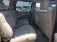 ✅ 2001 Chevrolet Suburban LT • VIN: 1GNFK16T01J223864 • Лот: 58175935. Опубликован ранее на Copart с пробегом 154 225 миль. Бесплатный доступ к архиву аукционных продаж из США и подробный отчёт об истории автомобиля на DreamBid. Изображение 11.