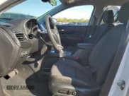 ✅ 2020 Chevrolet Equinox LT • VIN: 3GNAXJEV4LS685473 • Lot: 87084415. Wystawiony na Copart z przebiegiem 62 057 mil. Bezpłatny archiwum sprzedaży aukcyjnych z USA i szczegółowy raport historii pojazdu na DreamBid. Zdjęcie 7.