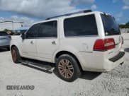 ✅ 2009 Lincoln Navigator • VIN: 5LMFU27559LJ00868 • Лот: 80668824. Опубликован ранее на Copart с пробегом Не указан. Бесплатный доступ к архиву аукционных продаж из США и подробный отчёт об истории автомобиля на DreamBid. Изображение 2.