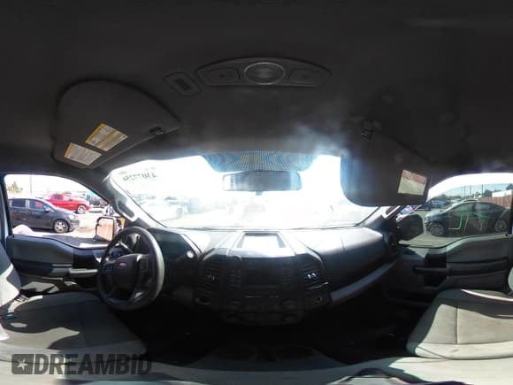 ✅ 2016 Ford F-150 XLT • VIN: 1FTEW1C88GKE16209 • Lot: 43077256. Listed on IAAI with 221,309 mi. Free auction sales archive from the USA and detailed vehicle history report at DreamBid. Image 18.