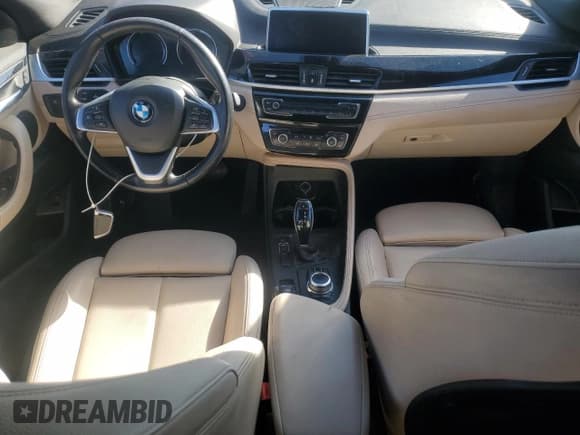 ✅ 2022 BMW X2 sDrive28i • VIN: WBXYH9C07N5U29256 • Lot: 87244605. Wystawiony na Copart z przebiegiem 71 038 mil. Bezpłatny archiwum sprzedaży aukcyjnych z USA i szczegółowy raport historii pojazdu na DreamBid. Zdjęcie 8.