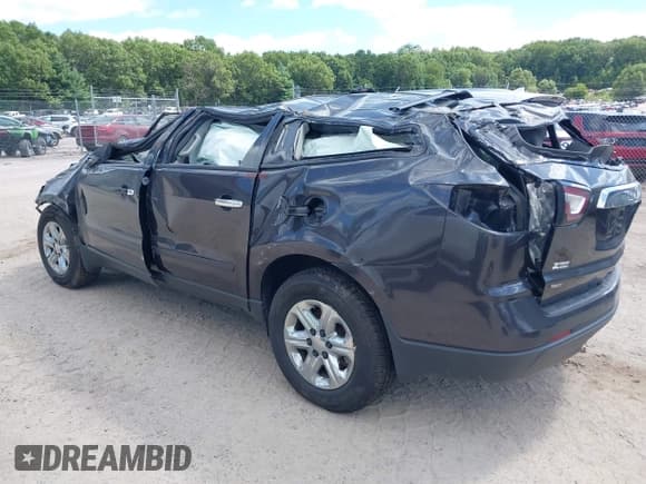 ✅ 2013 Chevrolet Traverse LS • VIN: 1GNKVFKD1DJ154611 • Lot: 43068744. Listed on IAAI with Not provided. Free auction sales archive from the USA and detailed vehicle history report at DreamBid. Image 3.