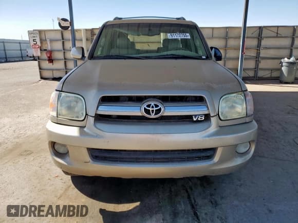 ✅ 2005 Toyota Sequoia Limited • VIN: 5TDZT38A45S258796 • Lot: 91172755. Wystawiony na Copart z przebiegiem 240 729 mil. Bezpłatny archiwum sprzedaży aukcyjnych z USA i szczegółowy raport historii pojazdu na DreamBid. Zdjęcie 5.