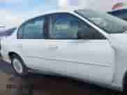 2003 Chevrolet Malibu z VIN 1G1ND52J63M580342, wystawiony jako IAAI lot #41275300 z przebiegiem 156 346 mil mil oraz . Historia ofert i sprzedaży dostępna na DreamBid. Obrazek 14.