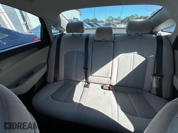 ✅ 2017 Hyundai Sonata Eco • VIN: 5NPE24AA7HH528311 • Лот: 92741845. Опубликован ранее на Copart с пробегом 168 023 миль. Бесплатный доступ к архиву аукционных продаж из США и подробный отчёт об истории автомобиля на DreamBid. Изображение 15.