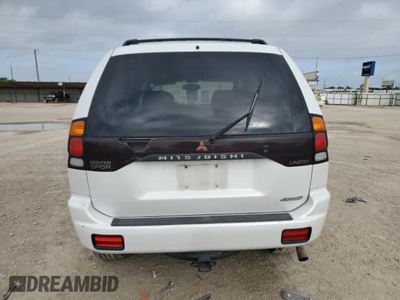 ✅ 2000 Mitsubishi Montero Sport Limited • VIN: JA4MT41R1YP044776 • Лот: 53791615. Опубликован ранее на Copart с пробегом 242 626 миль. Бесплатный доступ к архиву аукционных продаж из США и подробный отчёт об истории автомобиля на DreamBid. Изображение 6.