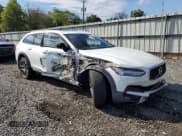 ✅ 2020 Volvo V90 • VIN: YV4A22NLXL1101779 • Лот: 84170705. Опубликован ранее на Copart с пробегом 124 229 миль. Бесплатный доступ к архиву аукционных продаж из США и подробный отчёт об истории автомобиля на DreamBid. Изображение 4.