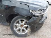 ✅ 2022 Chevrolet Suburban LT • VIN: 1GNSCCKD7NR265722 • Lot: 43502209. Wystawiony na IAAI z przebiegiem 56 391 mil. Bezpłatny archiwum sprzedaży aukcyjnych z USA i szczegółowy raport historii pojazdu na DreamBid. Zdjęcie 6.