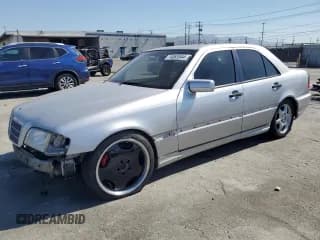 ✅ 1999 Mercedes-Benz C • VIN: WDBHA33G6XF789237 • Lot: 74065544. Wystawiony na Copart z przebiegiem 198 201 mil. Bezpłatny archiwum sprzedaży aukcyjnych z USA i szczegółowy raport historii pojazdu na DreamBid. Zdjęcie 1.