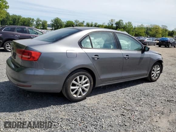 ✅ 2015 Volkswagen Jetta SE • VIN: 3VWD17AJ1FM245438 • Lot: 58515485. Listed on Copart with 117,796 mi. Free auction sales archive from the USA and detailed vehicle history report at DreamBid. Image 3.