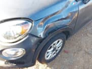 ✅ 2018 FIAT 500X Pop • VIN: ZFBCFXAH7JP655342 • Lot: 43575330. Wystawiony na IAAI z przebiegiem 74 792 mil. Bezpłatny archiwum sprzedaży aukcyjnych z USA i szczegółowy raport historii pojazdu na DreamBid. Zdjęcie 6.