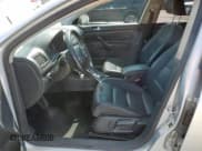 ✅ 2010 Volkswagen Jetta Limited Edition • VIN: 3VWRX7AJ4AM009427 • Lot: 61630225. Listed on Copart with 206,090 mi. Free auction sales archive from the USA and detailed vehicle history report at DreamBid. Image 7.