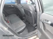 ✅ 2011 Audi A3 Premium Plus • VIN: WAUMFAFM0BA157473 • Lot: 40953584. Wystawiony na IAAI z przebiegiem 21 347 mil. Bezpłatny archiwum sprzedaży aukcyjnych z USA i szczegółowy raport historii pojazdu na DreamBid. Zdjęcie 8.