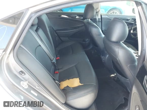 ✅ 2011 Hyundai Sonata SE • VIN: 5NPEC4ACXBH084783 • Лот: 43695672. Опубликован ранее на IAAI с пробегом 173 362 миль. Бесплатный доступ к архиву аукционных продаж из США и подробный отчёт об истории автомобиля на DreamBid. Изображение 8.