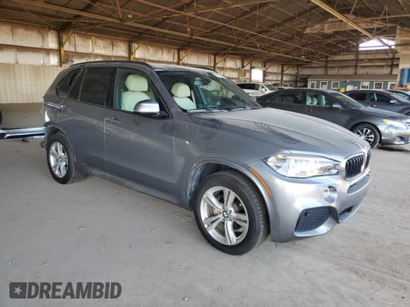 ✅ 2018 BMW X5 sDrive35i • VIN: 5UXKR2C57J0Z14683 • Lot: 89893955. Listed on Copart with 83,020 mi. Free auction sales archive from the USA and detailed vehicle history report at DreamBid. Image 4.