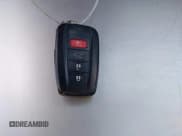 ✅ 2023 Toyota Highlander XLE • VIN: 5TDKDRBH3PS037913 • Лот: 43462166. Опубликован ранее на IAAI с пробегом 28 201 миль. Бесплатный доступ к архиву аукционных продаж из США и подробный отчёт об истории автомобиля на DreamBid. Изображение 11.