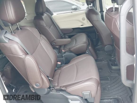 ✅ 2024 Toyota Sienna Platinum • VIN: 5TDESKFC8RS125304 • Лот: 41321647. Опубликован ранее на IAAI с пробегом Не указан. Бесплатный доступ к архиву аукционных продаж из США и подробный отчёт об истории автомобиля на DreamBid. Изображение 8.
