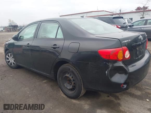 ✅ 2010 Toyota Corolla LE • VIN: 1NXBU4EE3AZ348826 • Lot: 43652546. Listed on IAAI with 201,329 mi. Free auction sales archive from the USA and detailed vehicle history report at DreamBid. Image 14.