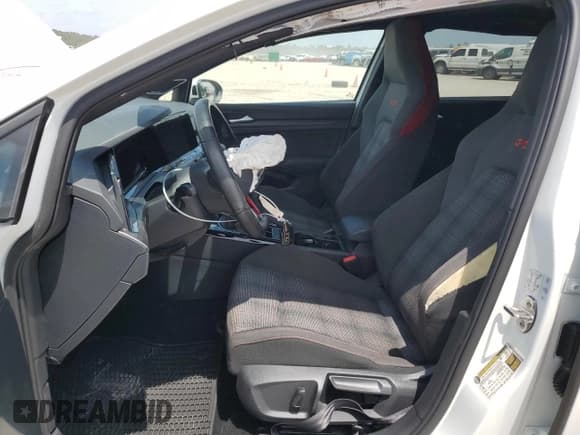 ✅ 2023 Volkswagen Golf GTI Autobahn • VIN: WVW6A7CD7PW120691 • Лот: 51098525. Опубликован ранее на Copart с пробегом 31 896 миль. Бесплатный доступ к архиву аукционных продаж из США и подробный отчёт об истории автомобиля на DreamBid. Изображение 7.